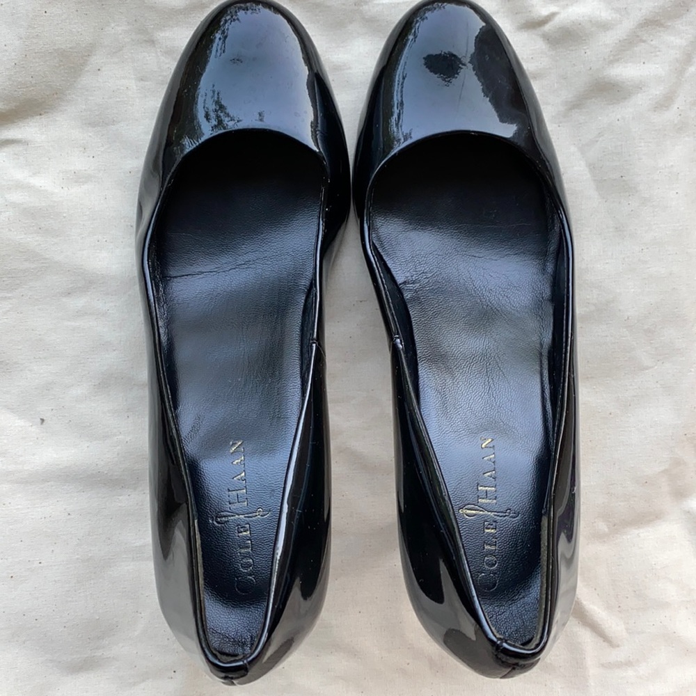 Cole Haan Black Patent Pumps Size 9 GUC